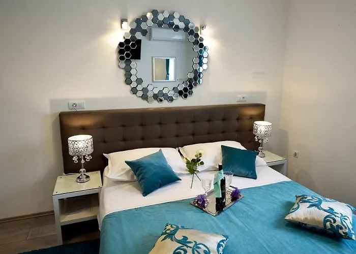 Kuzma And Lägenhet *