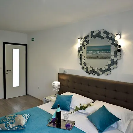 Апартаменты Kuzma And *