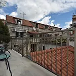 Apartman Kuzma And Split