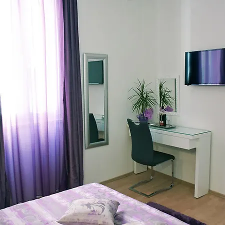 Kuzma And Apartment