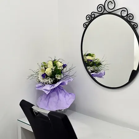 Daire Kuzma And Split