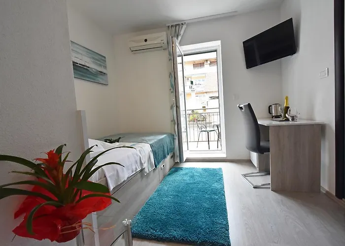 Kuzma And Appartement